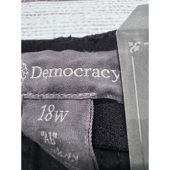Democracy Curve Equality Mold and Hold Booty Lifting Jeans Best Boyfriend Fit - Picture 5 of 12